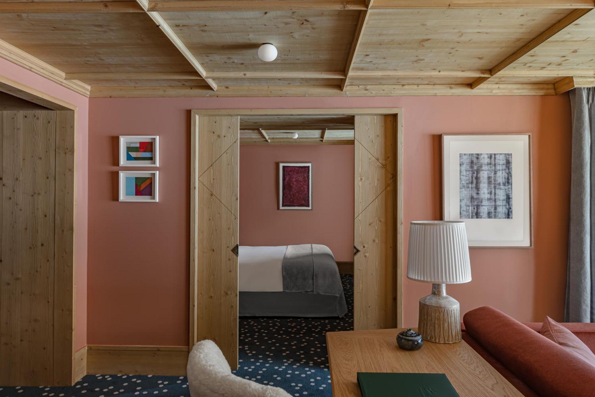 Hotel Le Coucou Мерибель Экстерьер фото